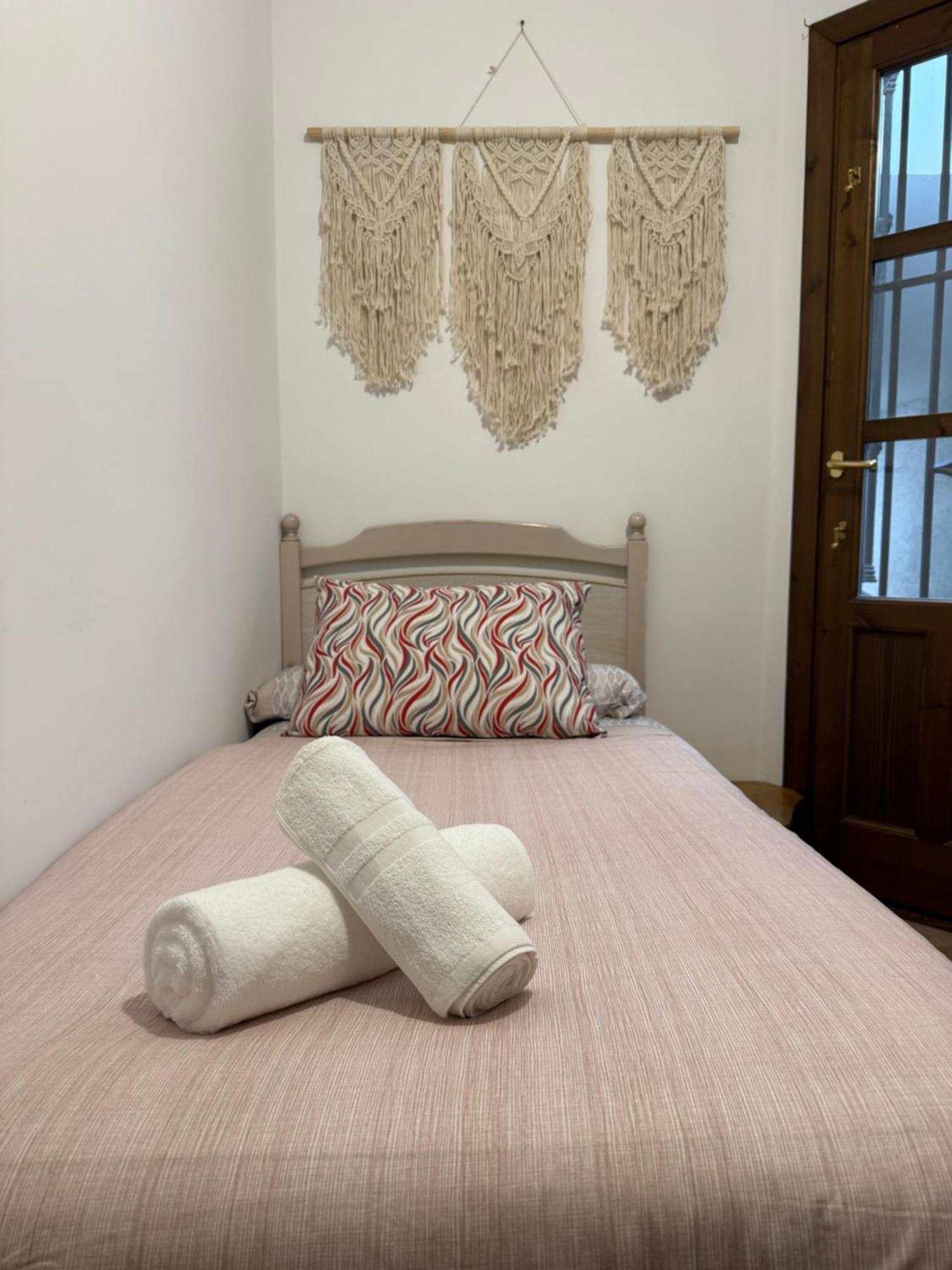 Charming Albaicin Patio Flat Free Onsite Parking Granada Exterior foto
